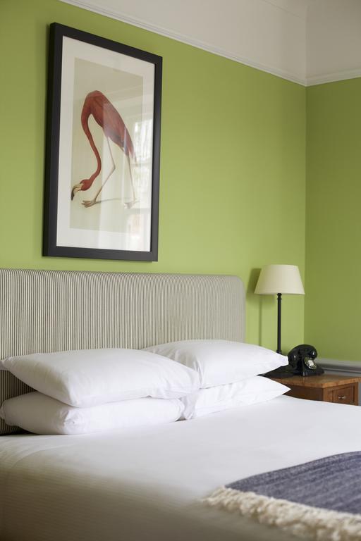 The Manor At Sway - Hotel, Restaurant And Gardens الغرفة الصورة
