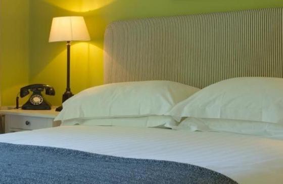 The Manor At Sway - Hotel, Restaurant And Gardens المظهر الخارجي الصورة