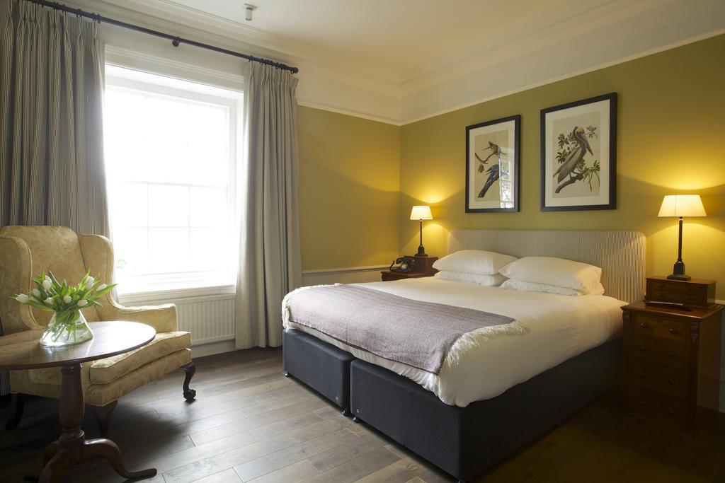 The Manor At Sway - Hotel, Restaurant And Gardens المظهر الخارجي الصورة