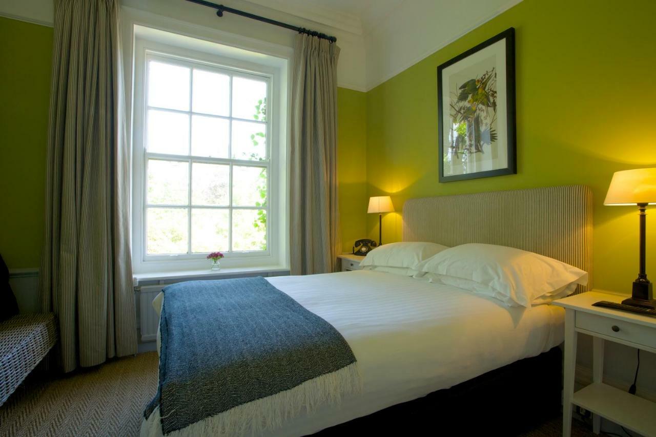 The Manor At Sway - Hotel, Restaurant And Gardens المظهر الخارجي الصورة